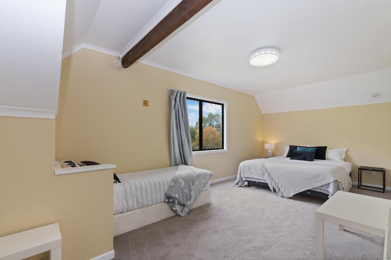 Skyline Mountain View Lodge Up To 16 People روتوروا المظهر الخارجي الصورة